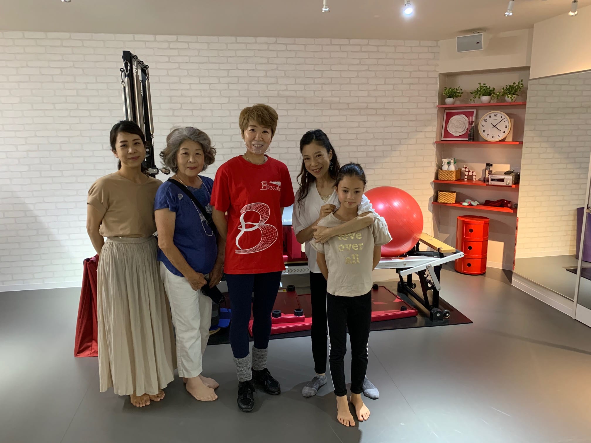 親子3代で取り組むピラティス