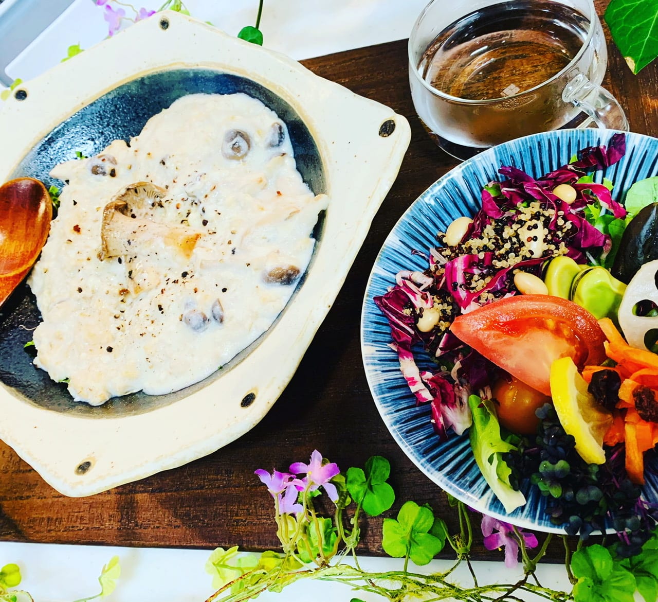 オートミールリゾットの健康朝食