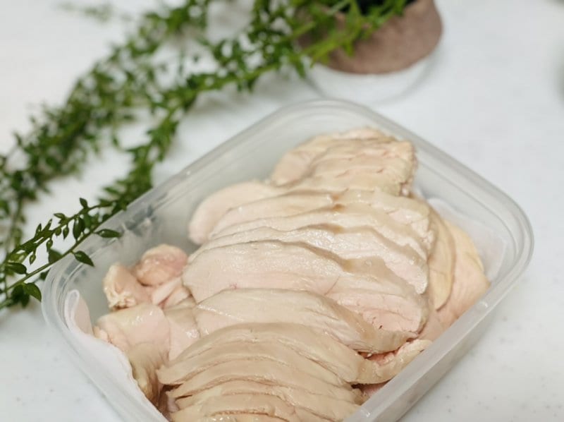 低温調理で作るしっとり鶏ハムレシピ